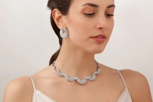 RAGGI NECKLACE
